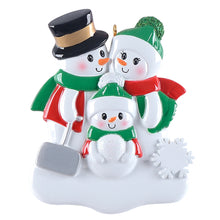 Load image into Gallery viewer, Personalized Christmas Gift for Family 3 Shovel Snowman
