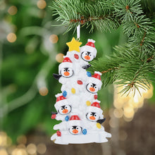Load image into Gallery viewer, Personalized Christmas Gift Family Ornament Penguin Family White