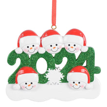 Load image into Gallery viewer, Personalized Christmas Ornament Snowman Year 2024 Family 5
