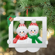 Load image into Gallery viewer, Customized Christmas Ornament Snowman Frame Family 2
